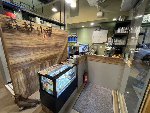 森林小徑文心店用餐環境